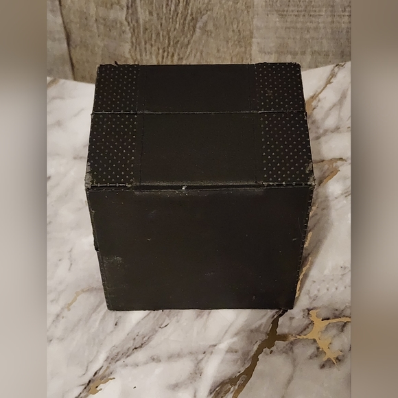 BNB Women's Guess Silver watch - Picture 9 of 9